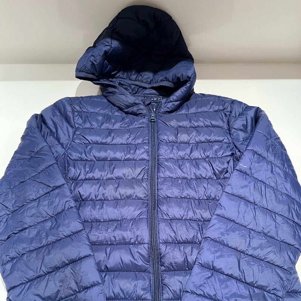 Navy Gap Primaloft puffer